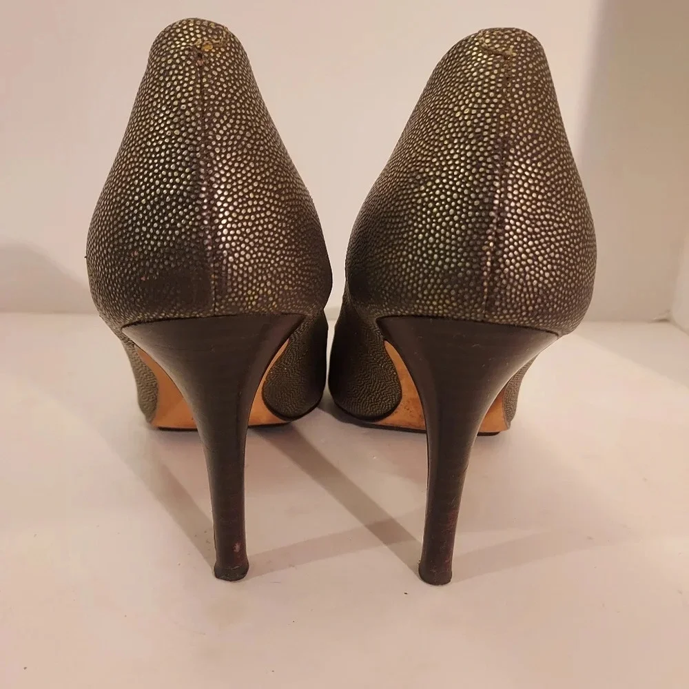Cole Hann Textured Bronze Metallic Brown NikeAir Round Toe Pumps in Size 8.5 AA